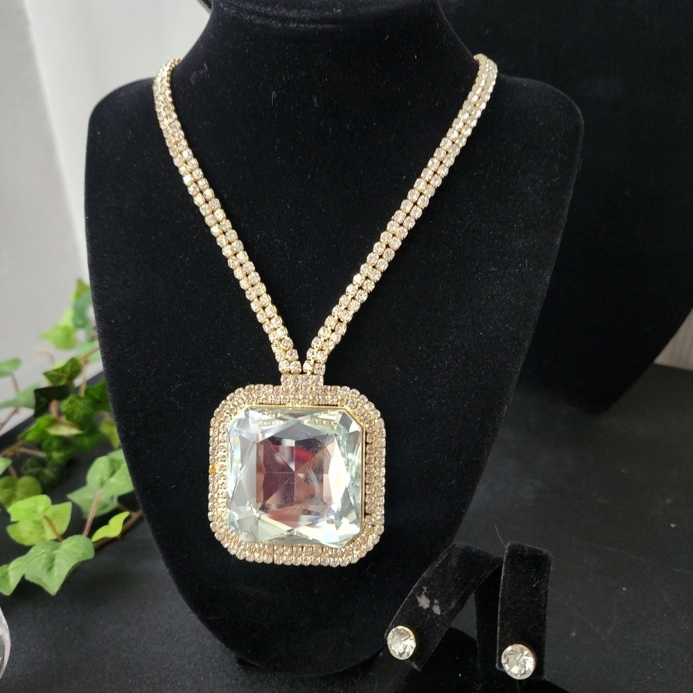Statement Gold Rhinestones Necklace with Square Pendant and Earrings Set